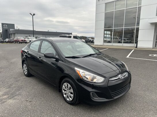 2016 HYUNDAI ACCENT 2016 Black